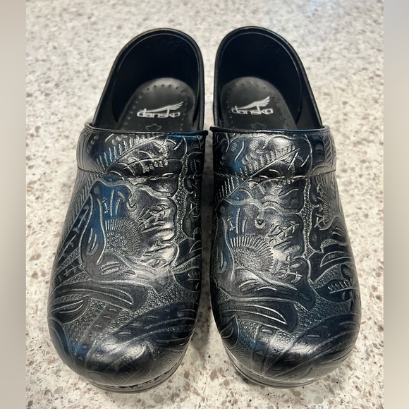 COPY - NEW Dansko Professional Clog - Black Tooled - Picture 1 of 8